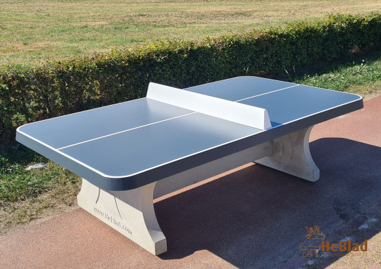 Tischtennisplatte aus Beton - abgerundet
