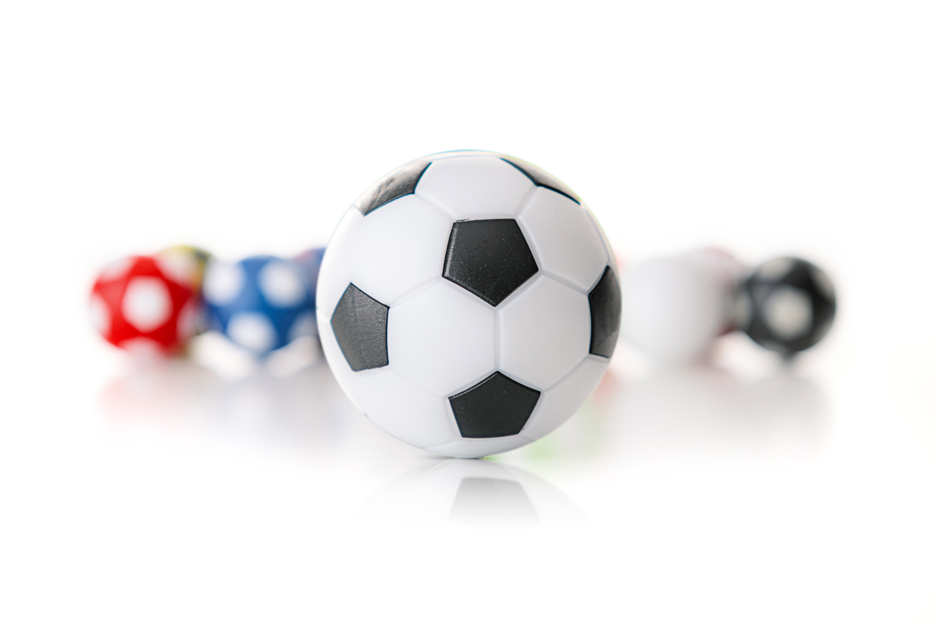 Winspeed by Robertson 35 mm kicker ball, white / black