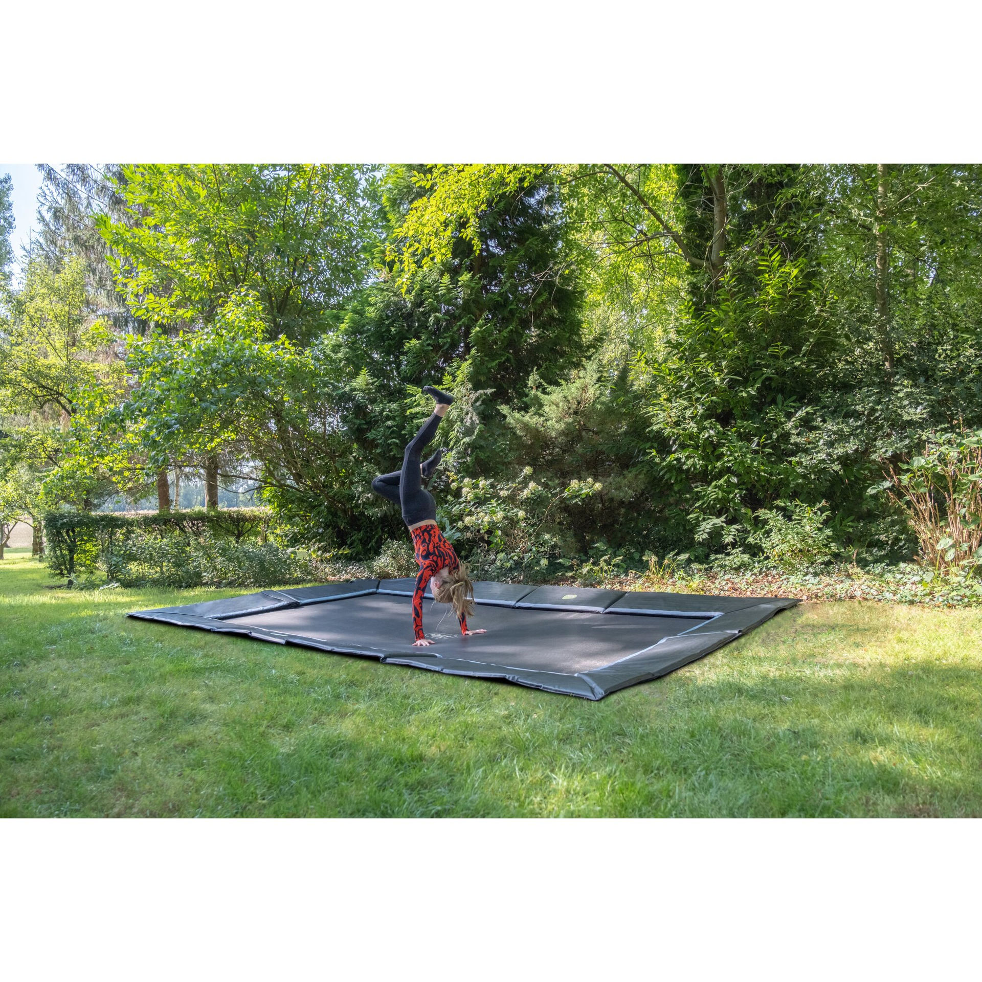 EXIT Dynamic ebenerdiges sports Trampolin 305x519cm - schwarz