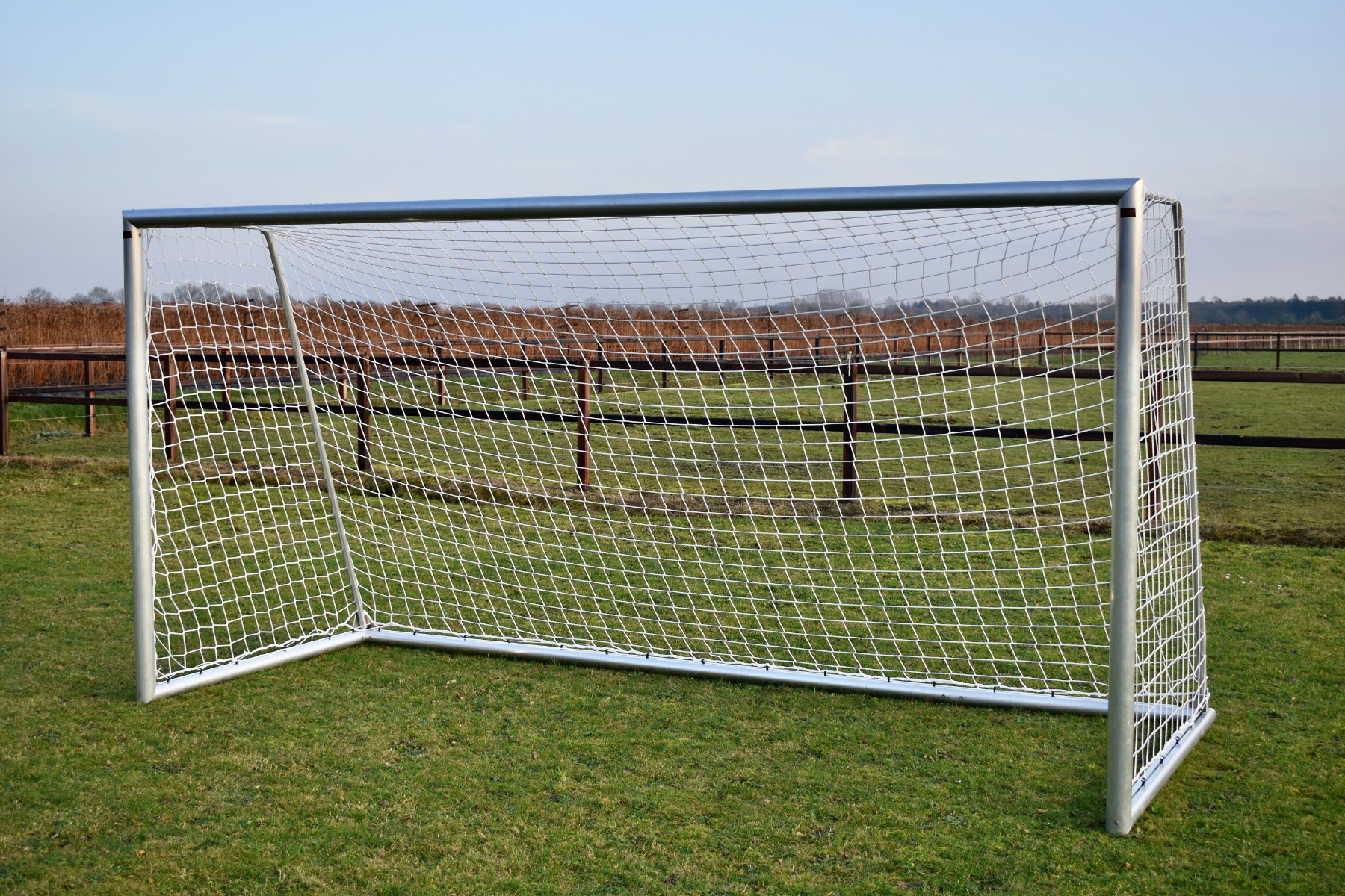 2* Aluminium Soccer Goals (set) - 400x200 - Professional