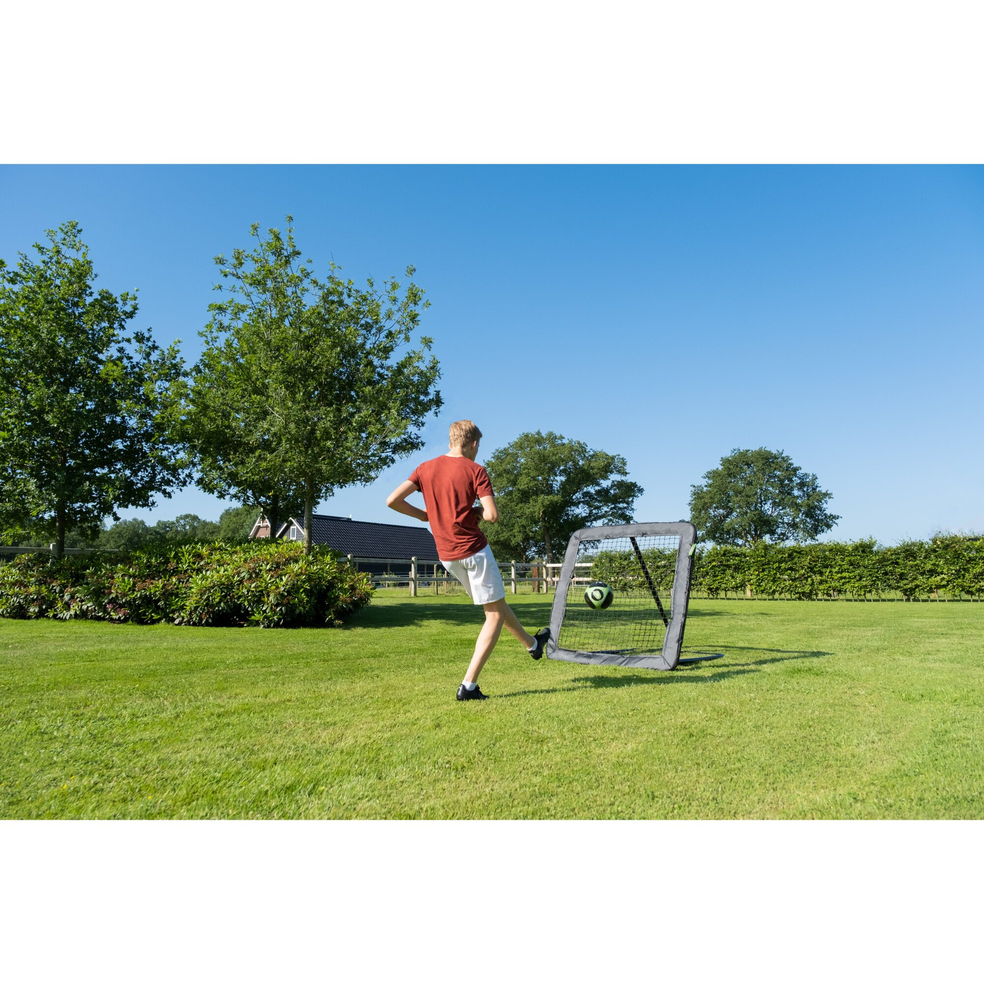 EXIT Kickback Multisport Rebounder L 124x124 cm