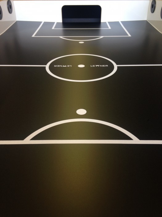 Aufpreis schwarzes Spielfeld Lettner