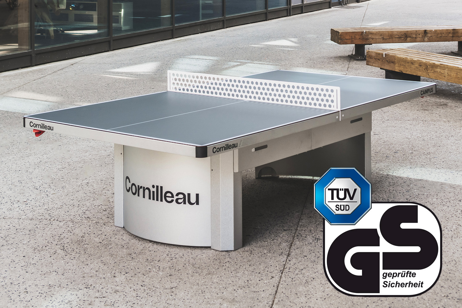 Cornilleau Pro 510M outdoor table tennis plate