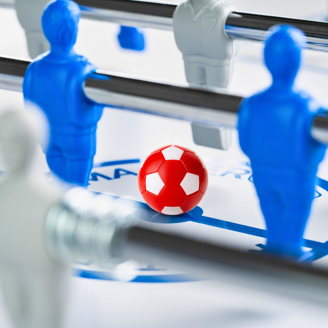 Foosball Winspeed by Robertson 35 mm, red / white, set with 10 pcs.