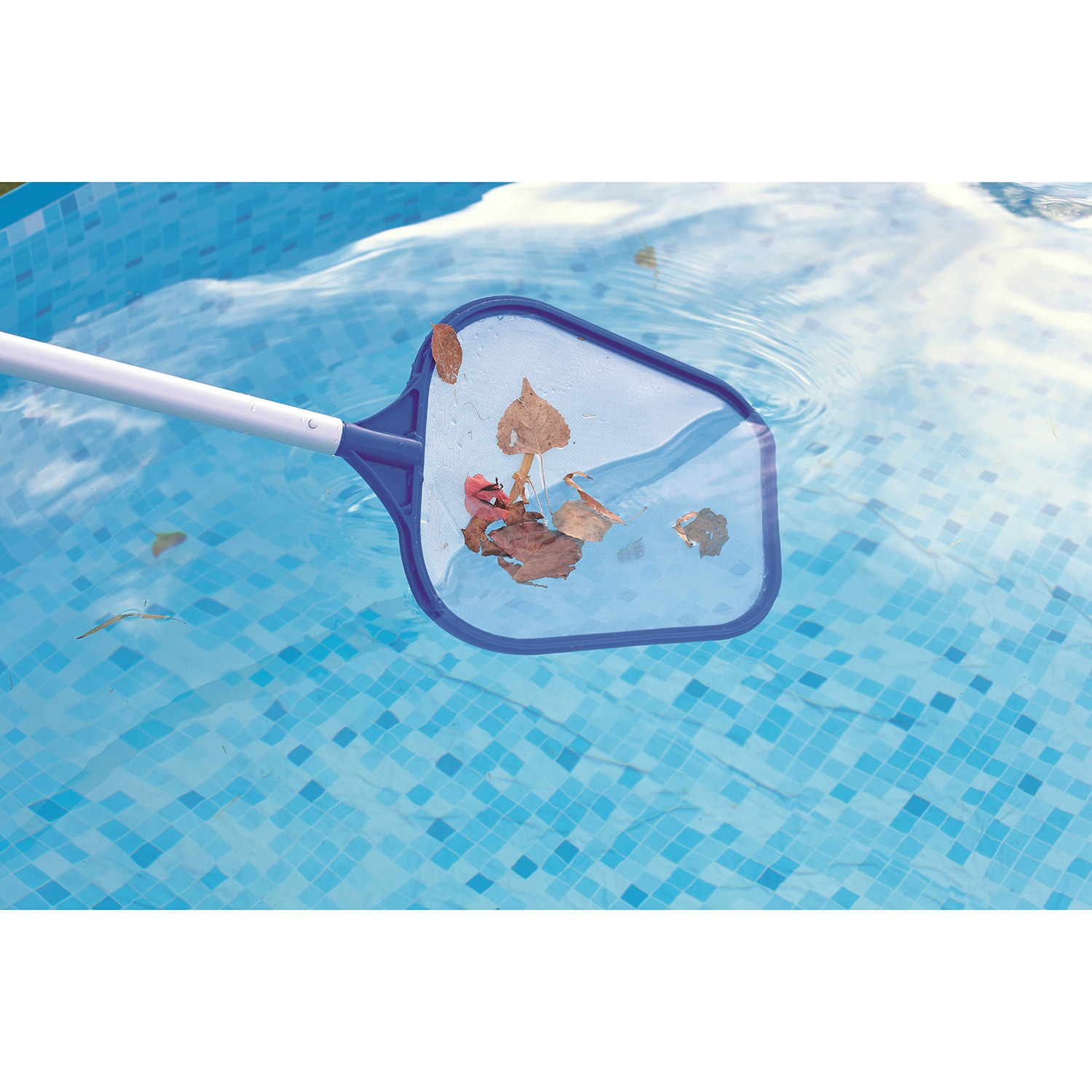 Bestway pool maintenance set