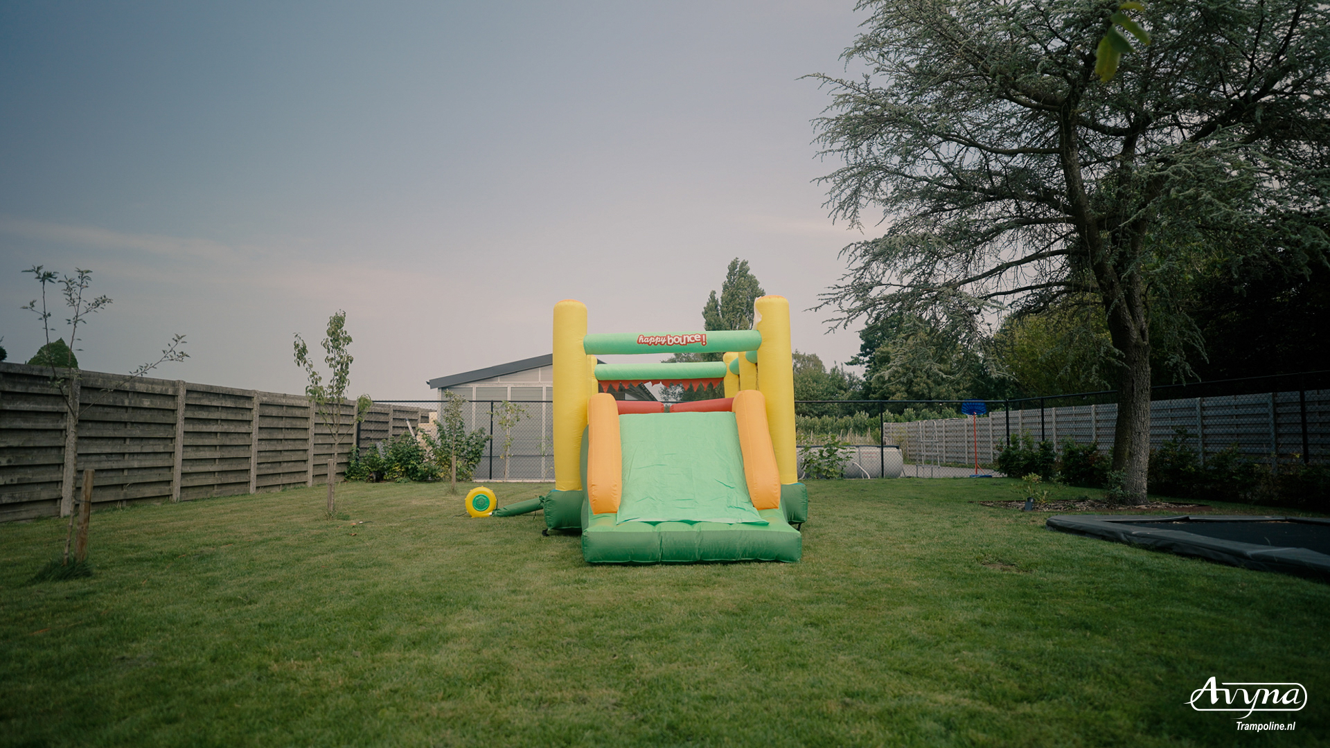 Avyna Inflatable Activity 7-1