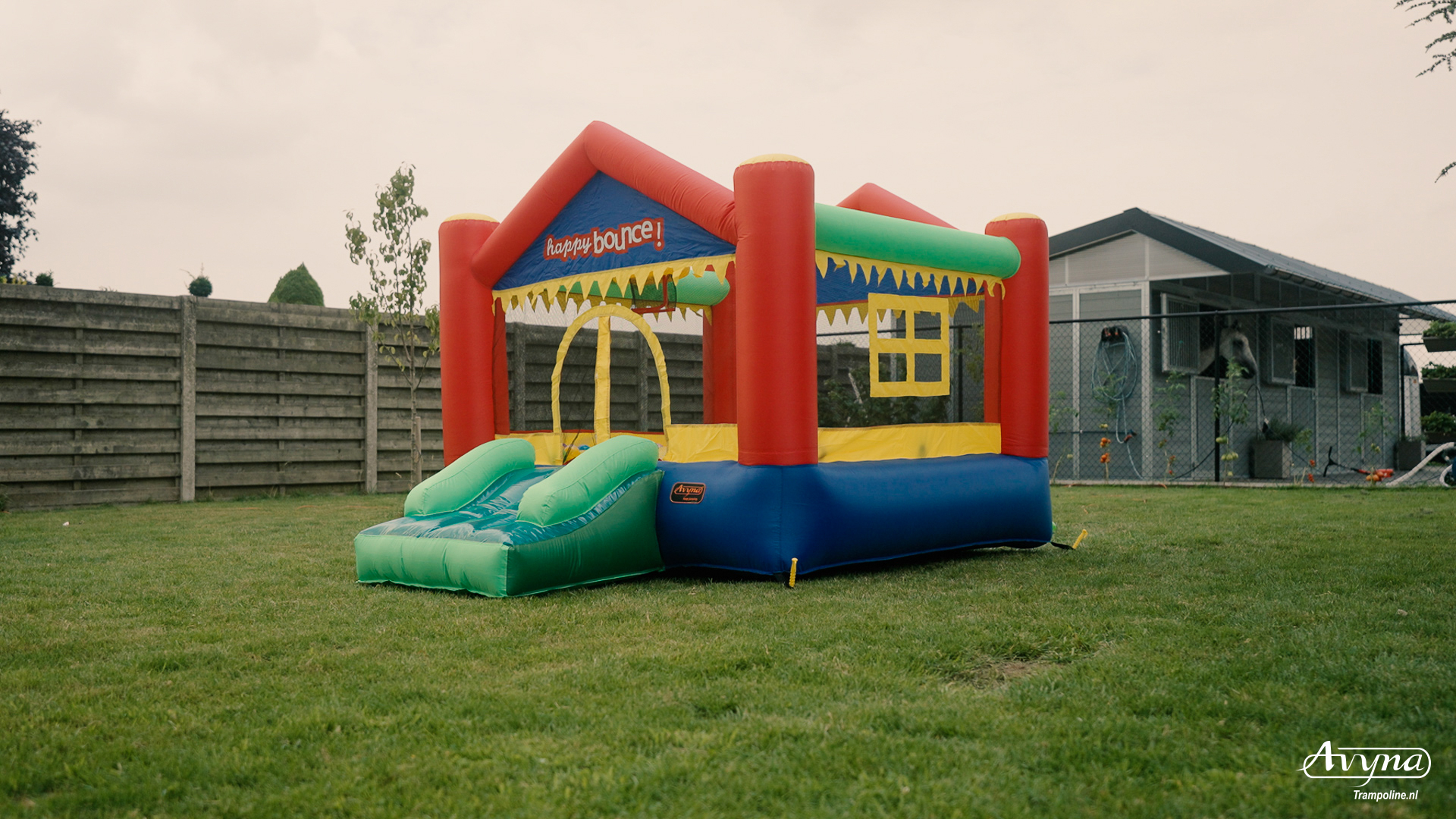 Avyna Hüpfburg Party House Fun 3-1